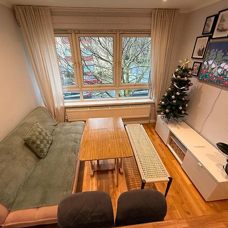 Two Bedroom Flat In The Heart Of Лондон Экстерьер фото